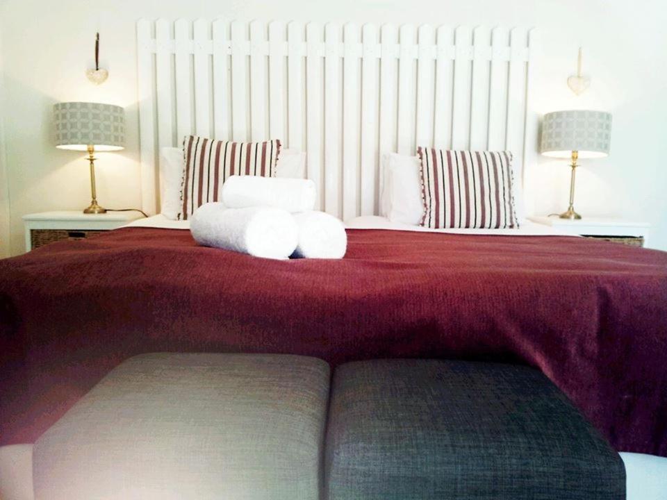 Oak Village B&B Стеленбош Стая снимка